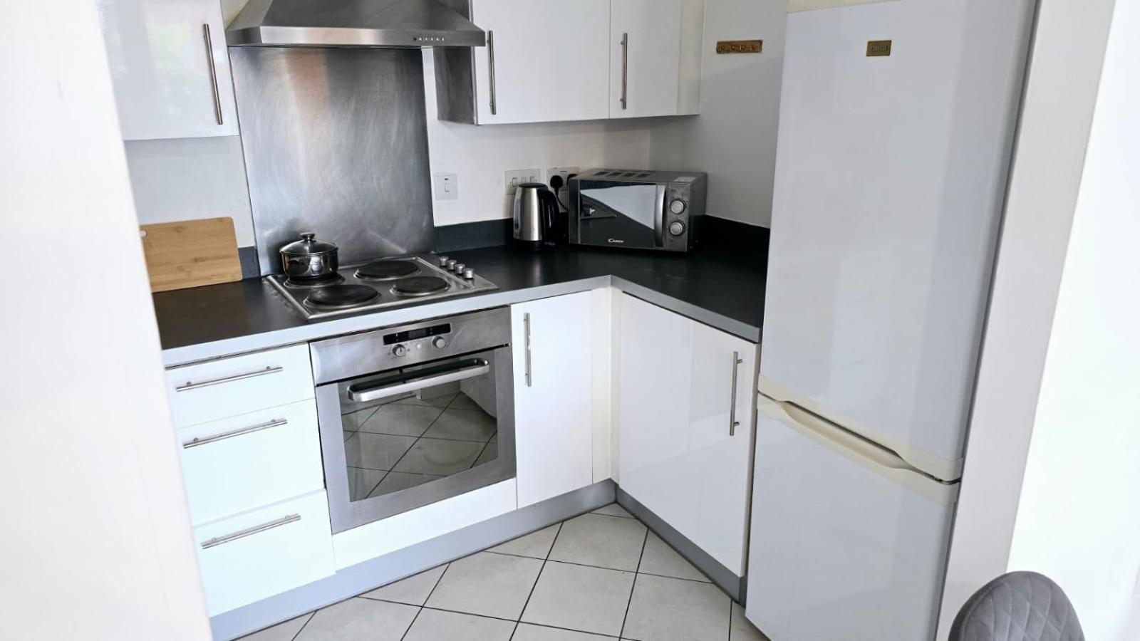 Luxury Green 1 Bed City Centre Apartment Close To Mailbox,Bullring, Broad Street For Leisure And Families เบอร์มิงแฮม ภายนอก รูปภาพ