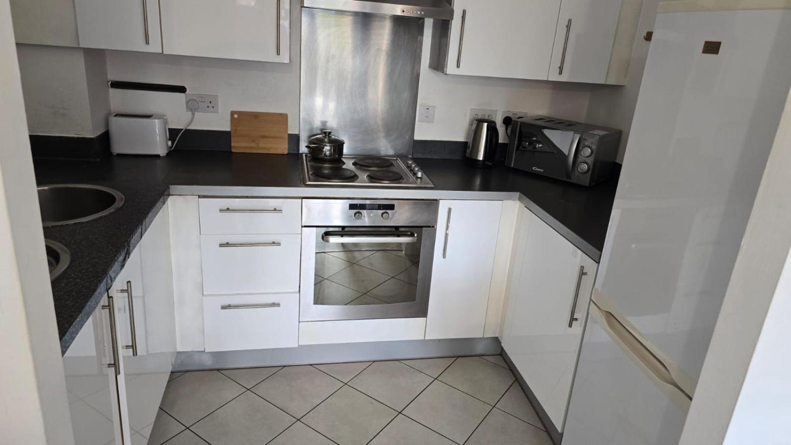 Luxury Green 1 Bed City Centre Apartment Close To Mailbox,Bullring, Broad Street For Leisure And Families เบอร์มิงแฮม ภายนอก รูปภาพ