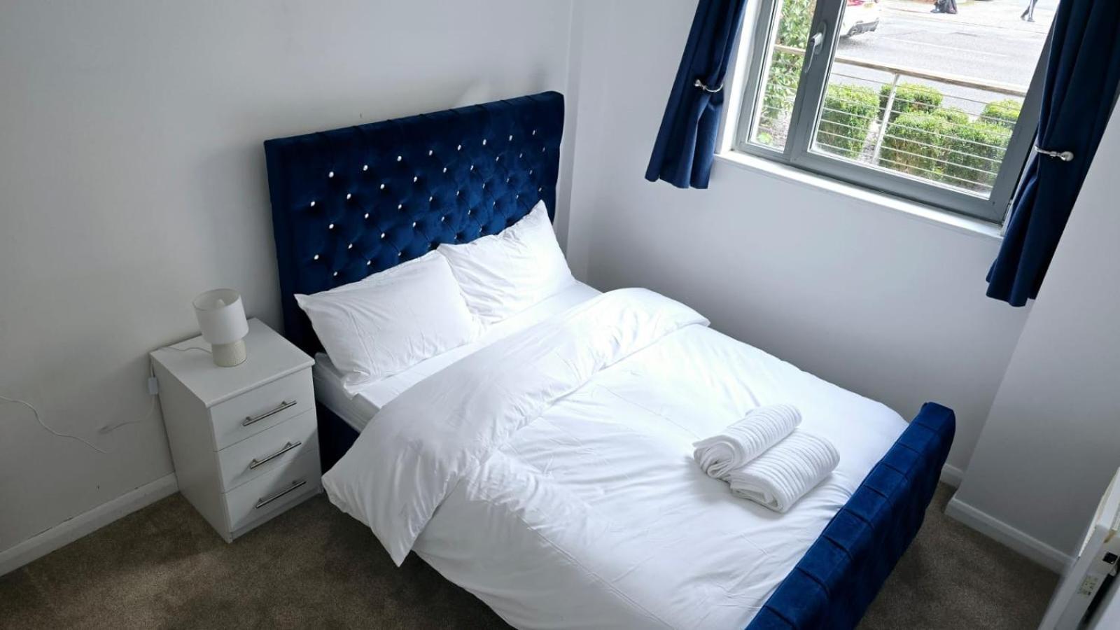 Luxury Green 1 Bed City Centre Apartment Close To Mailbox,Bullring, Broad Street For Leisure And Families เบอร์มิงแฮม ภายนอก รูปภาพ